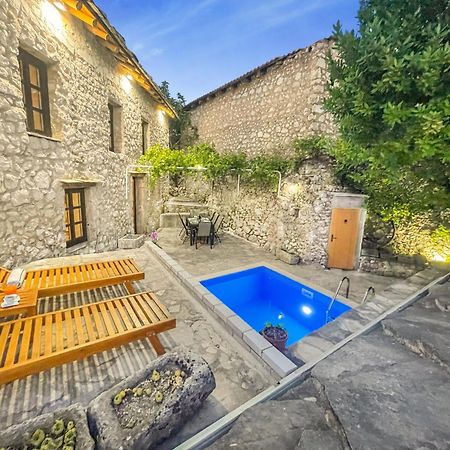 Villa Historic Pocitelj With Pool And Incredible Views On The River And Landmarks 外观 照片