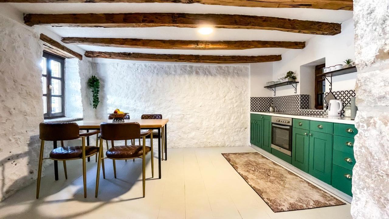 Villa Historic Pocitelj With Pool And Incredible Views On The River And Landmarks 外观 照片