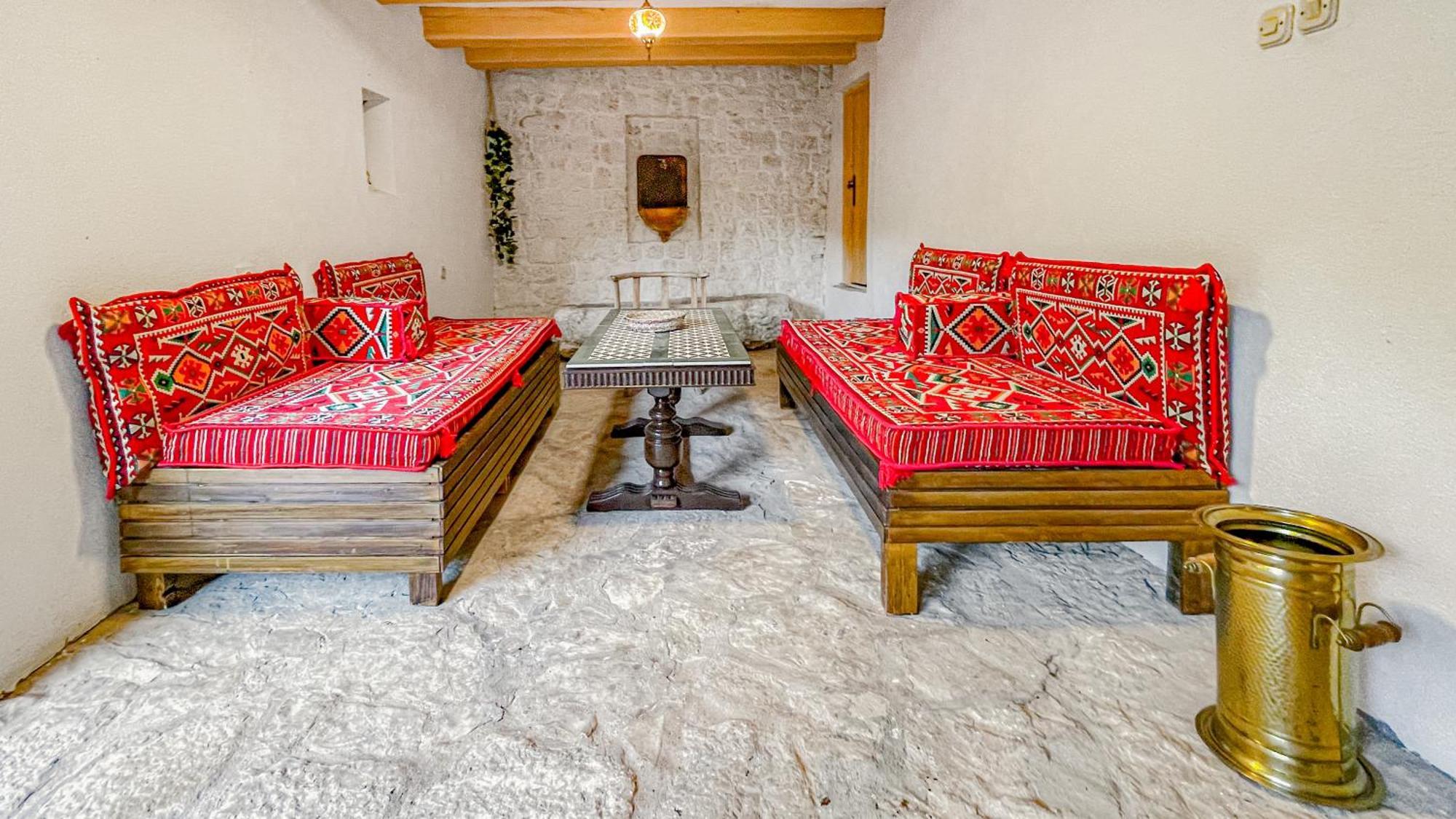 Villa Historic Pocitelj With Pool And Incredible Views On The River And Landmarks 外观 照片