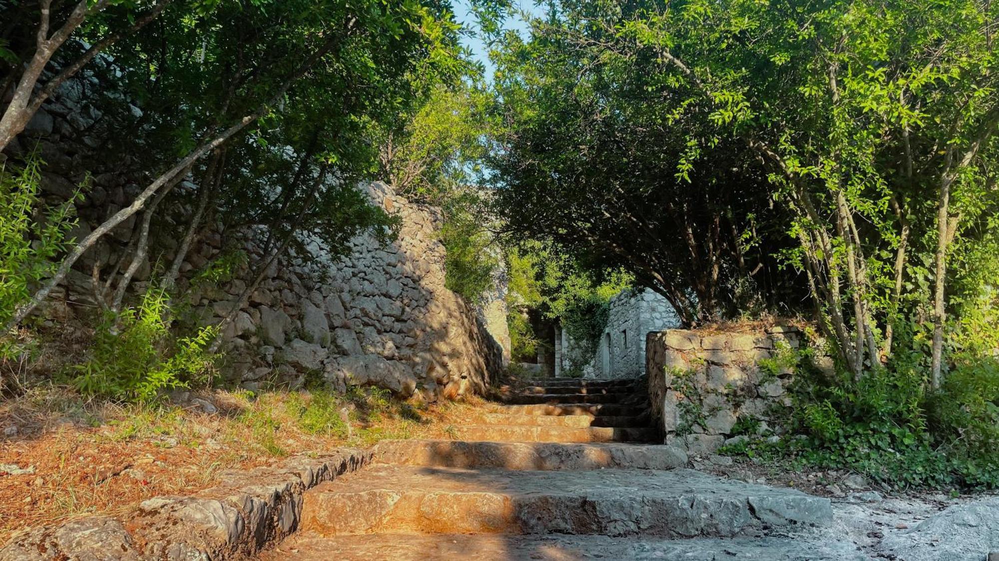 Villa Historic Pocitelj With Pool And Incredible Views On The River And Landmarks 外观 照片
